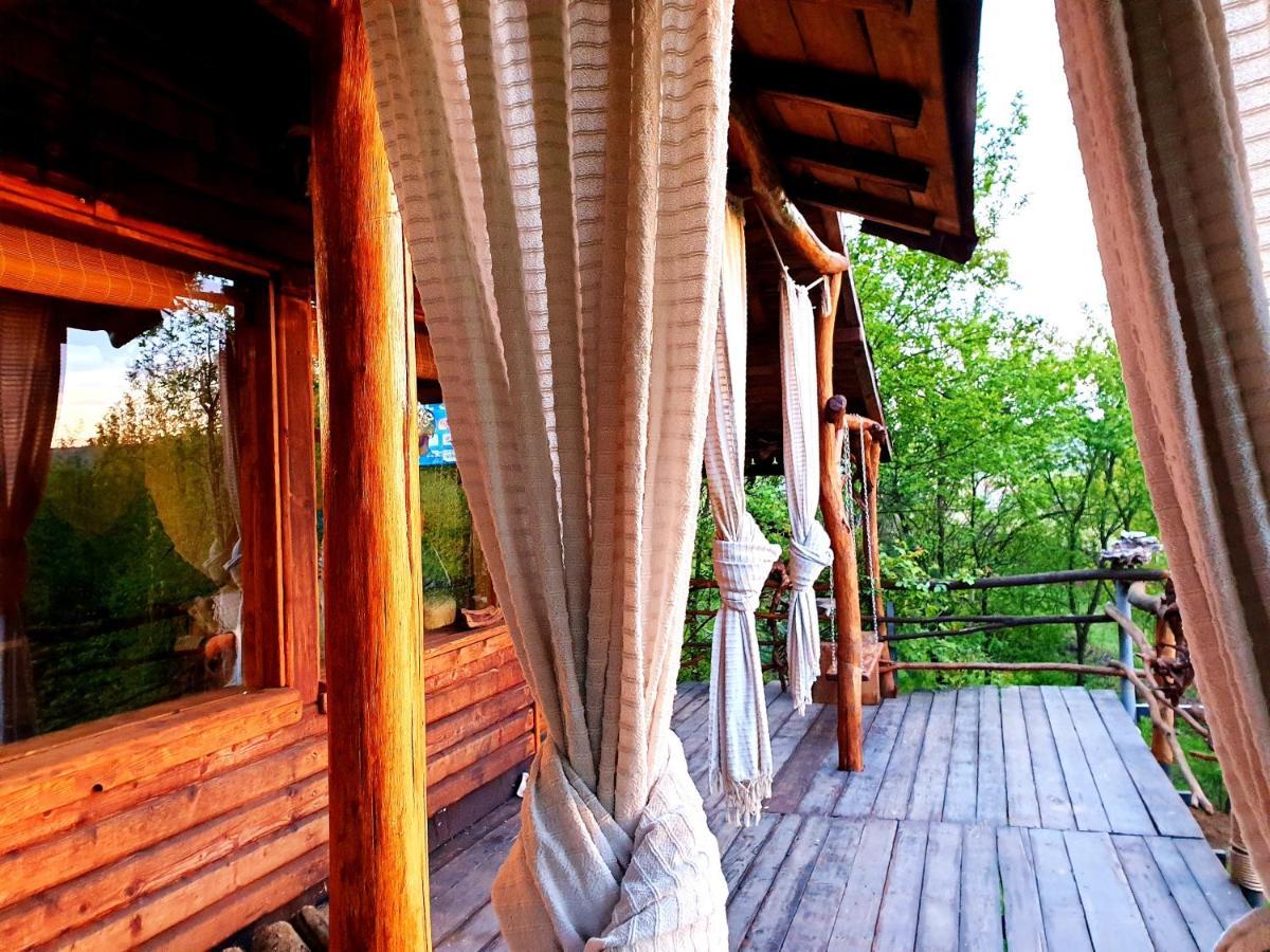Mystically Wood House In The Forest Carjari Exterior foto