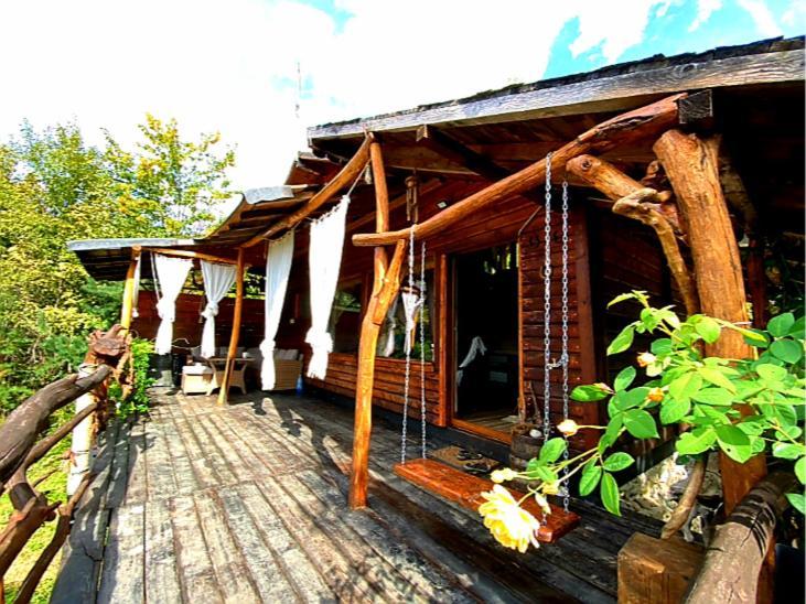 Mystically Wood House In The Forest Carjari Exterior foto